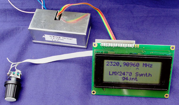 Tuning control for LMX2470 and LMX2541